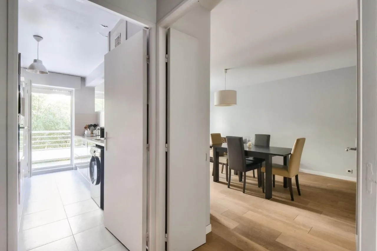Spacious And Bright Apartment - Paris 14