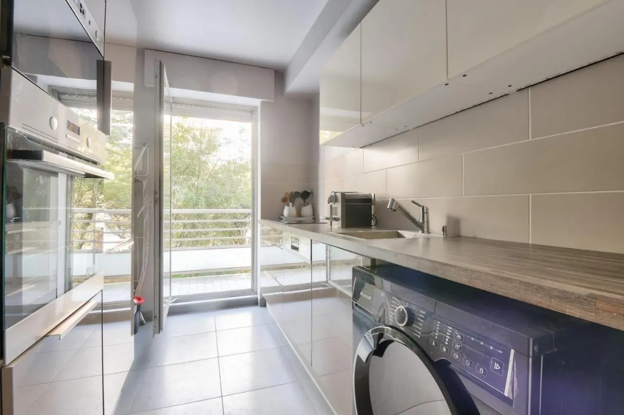 Spacious And Bright Apartment - Paris 14